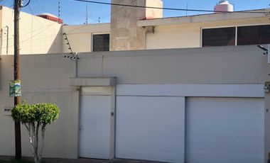 Casa en  Venta en Privada 35 Oriente, El Mirador, Puebla