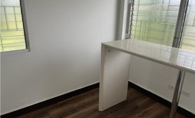 Venta de edificio comercial en Los Angeles GTA