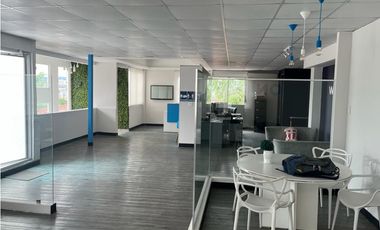 Venta de edificio comercial en Los Angeles GTA