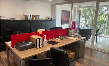 Venta de edificio comercial en Los Angeles GTA