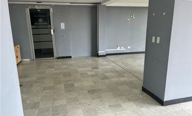 Venta de edificio comercial en Los Angeles GTA