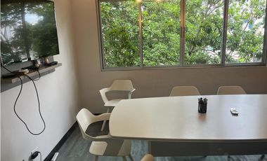 Venta de edificio comercial en Los Angeles GTA