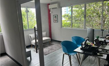 Venta de edificio comercial en Los Angeles GTA