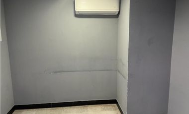 Venta de edificio comercial en Los Angeles GTA
