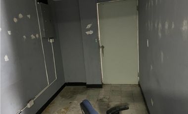 Venta de edificio comercial en Los Angeles GTA