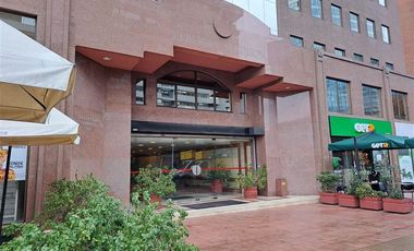 Oficina en Venta en vitacura con Isidora Goyenechea