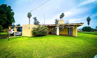 Casa en Villa Corona frente a la laguna