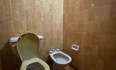 LATORRE PROP. VENDE CHALET DE 3 AMB AL FRENTE + CASA DE 3 AMB MUY AMPLIA