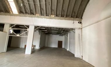 Bodega y Oficinas en Renta / Área Federal Central de Abastos, Iztapalapa-CDMX
