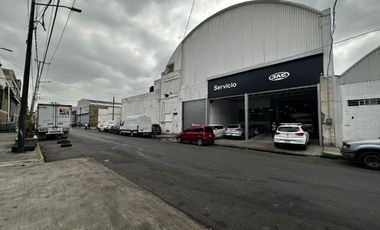 Bodega y Oficinas en Renta / Área Federal Central de Abastos, Iztapalapa-CDMX