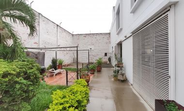 casa en venta en barrio blanco. Cod V17505