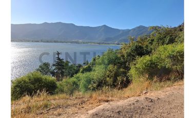 Se vende parcela a orilla de Laguna de Aculeo