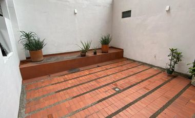 apartamento en arriendo en laureles. Cod A59171