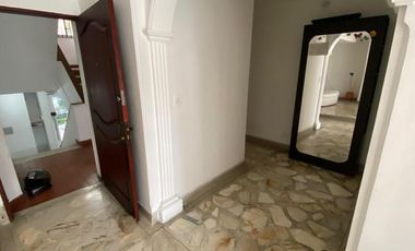 apartamento en arriendo en laureles. Cod A59171