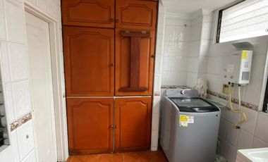 apartamento en arriendo en laureles. Cod A59171