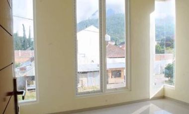 Rumah Baru Murah di Pesanggrahan kota Batu Malang _ 12.19