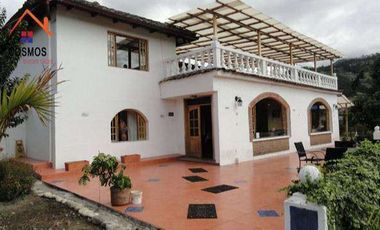 Venta de HOSTERÍA en Otavalo sector Quichinche