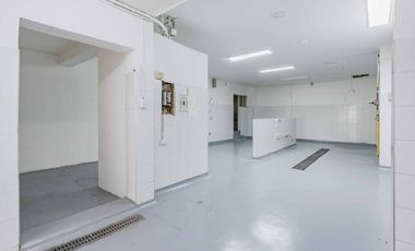 casa en arriendo/venta en la castellana. Cod A23954