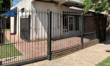 Local ubicado a 150 metros de la Avenida Monteverde y a 200 metros de la Rotonda del Vapor.