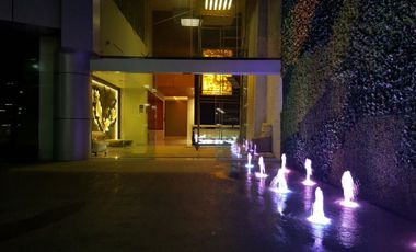 RENTA DE HERMOSAS OFICINAS CON VISTA AL MAR EN TORRE AMERICAS FRENTE A PLAZA AME