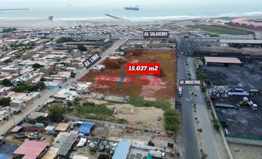 Terreno Industrial Estratégico De 15,037 M2 En Salaverry, Trujillo