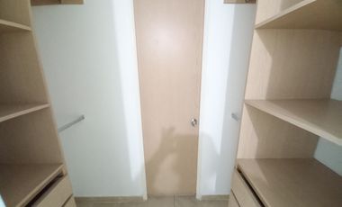 apartamento en arriendo en club condominio buenavista piso 5. Cod A13935