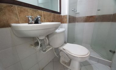 apartamento en arriendo en club condominio buenavista piso 5. Cod A13935
