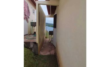 ALQUILO HERMOSA CASA EN LA CHORRERA PLAYA LEONA 3R