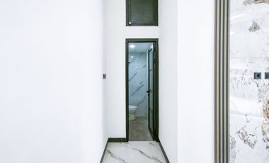 Rumah 8 Menit ke Mall Ciputra Cibubur SHM Dibantu KPR J-41799