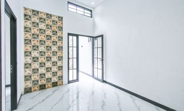 Rumah 8 Menit ke Mall Ciputra Cibubur SHM Dibantu KPR J-41799