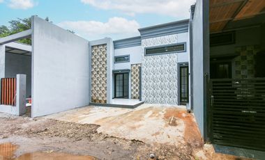 Rumah 8 Menit ke Mall Ciputra Cibubur SHM Dibantu KPR J-41799