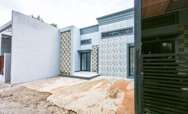 Rumah 8 Menit ke Mall Ciputra Cibubur SHM Dibantu KPR J-41799