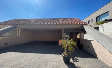 VENTA DE CASA EN BOSQUE DE LAS LOMAS
