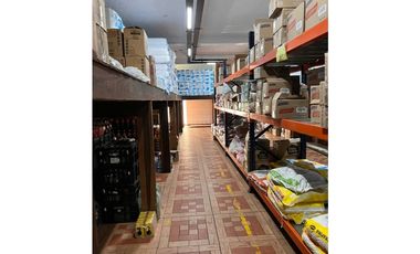 ARRIENDO EDIFICIO DE 3 PISOS PARA COMERCIO REA  395 METROS
