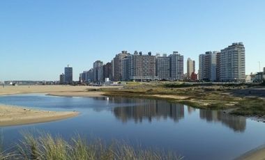 Semipiso en venta en Miramar