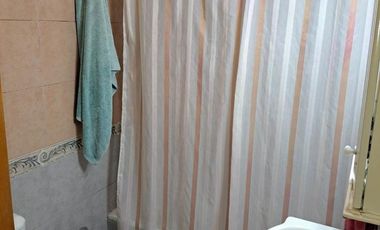 EXCELENTE CASA CON GRAN FONDO LIBRE