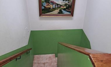 EXCELENTE CASA CON GRAN FONDO LIBRE