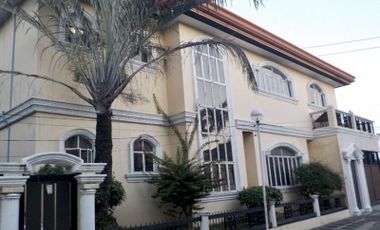 Two-storey Mediterranean House for Sale in Multinational Village, Paranaque