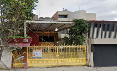 Vendo Casa en Coyoacán a unos pasos de plaza taxqueña