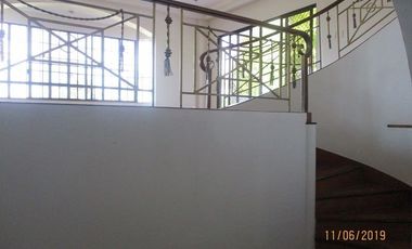 House for rent in Cebu City, Silver Hills 3-br with balconies & view of the city