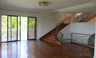 House for rent in Cebu City, Silver Hills 3-br with balconies & view of the city