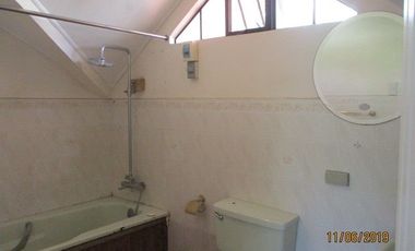 House for rent in Cebu City, Silver Hills 3-br with balconies & view of the city