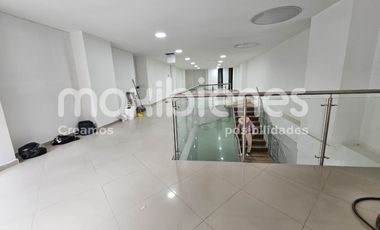 oficina en arriendo en  calle larga. Cod A67236