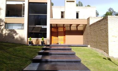 casa en arriendo/venta en portal de fusca. Cod A1092