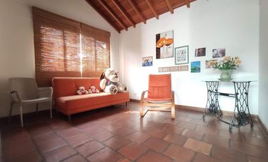casa en venta en villa rosario. Cod V25514