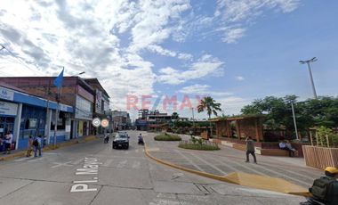 Oportunidad Estratégica En Tarapoto: Amplia Casa En Esquina A 3 Cuadras De La Plaza De Armas