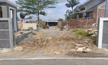 TERBARU RUMAH MURAH EKSLUSIF DEKAT SMA TARUNA MAGELANG