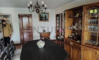 Hermosa y gran casa en condominio la Reina Alta