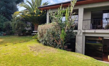Hermosa y gran casa en condominio la Reina Alta