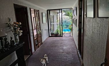 Hermosa y gran casa en condominio la Reina Alta